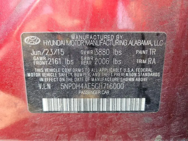 2016 HYUNDAI ELANTRA SE  