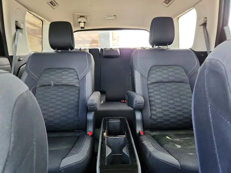 2023 NISSAN PATHFINDER SV  