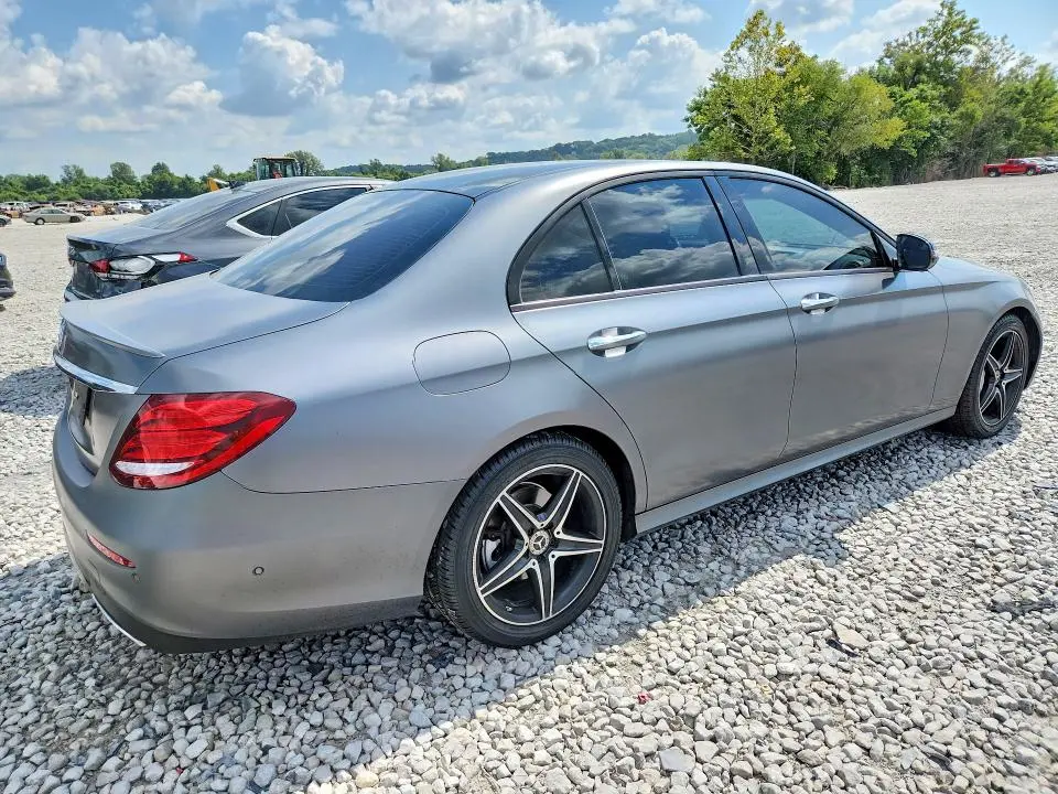 2018 MERCEDES-BENZ E 300  