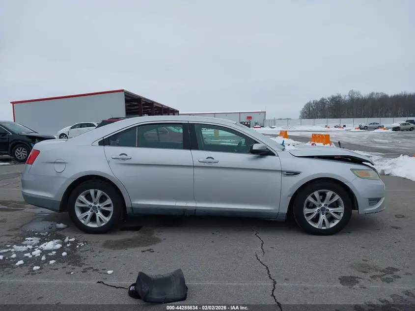 2010 FORD TAURUS SEL