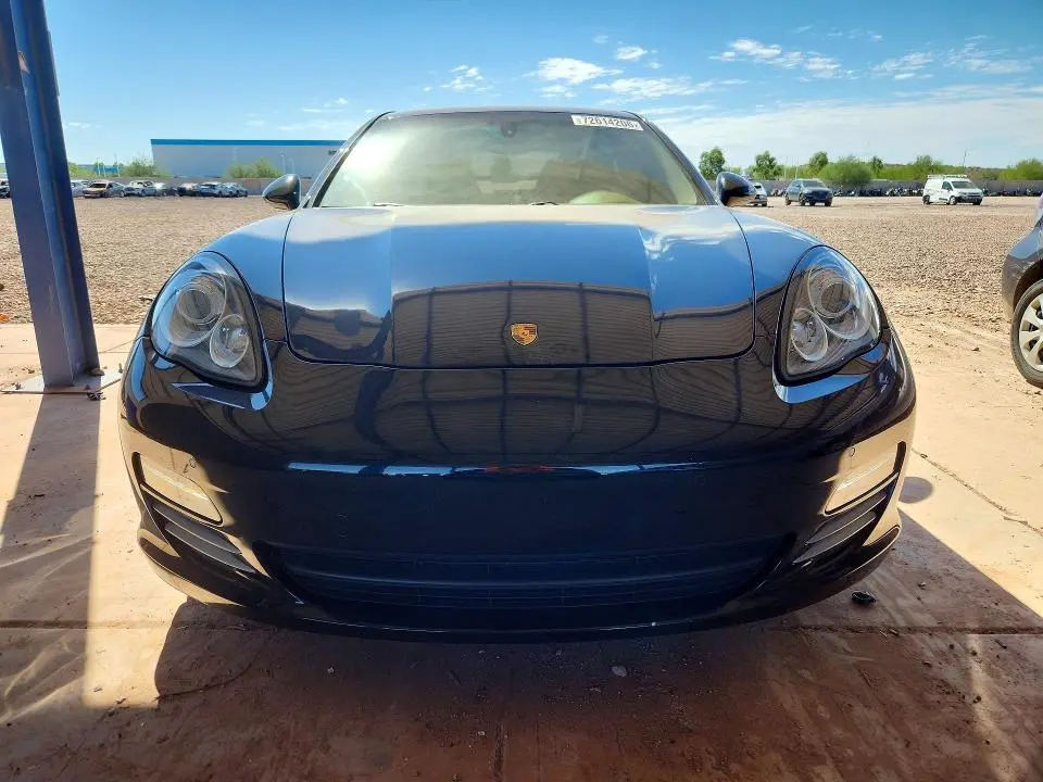 2012 PORSCHE PANAMERA 2  