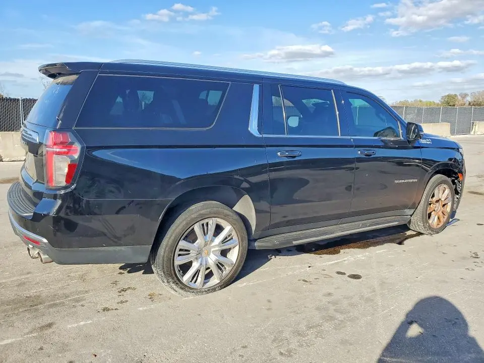 2023 CHEVROLET SUBURBAN 6.2L V8  HIGH COUNTRY