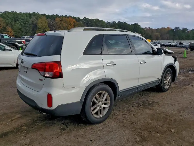 2015 KIA SORENTO LX  