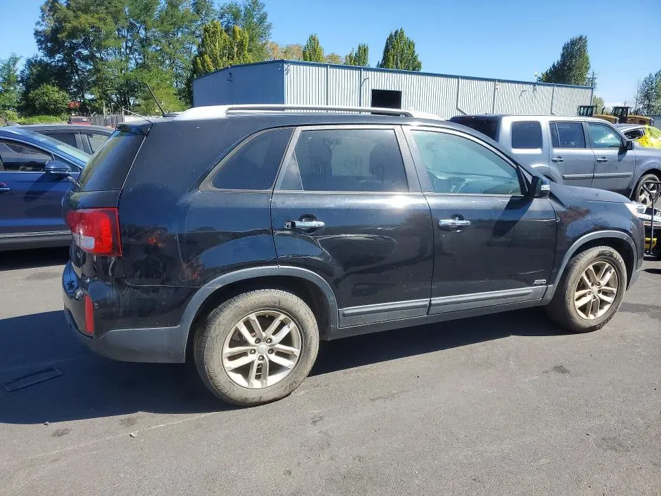 2015 KIA SORENTO LX  