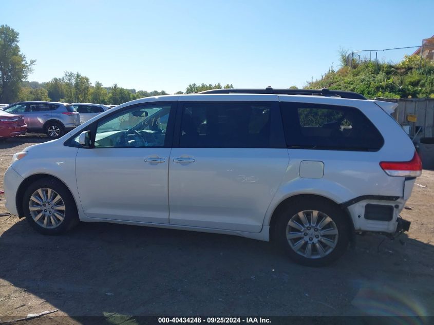 2011 TOYOTA SIENNA LIMITED