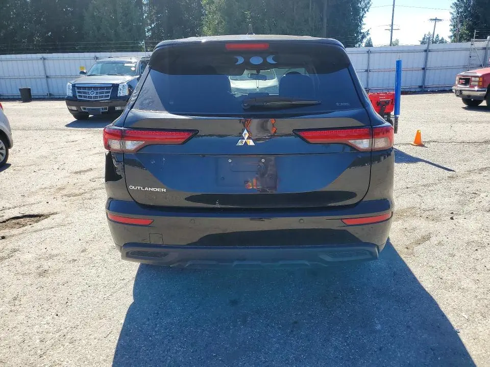 2024 MITSUBISHI OUTLANDER ES  