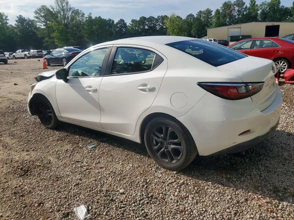 2017 TOYOTA YARIS IA BASE  