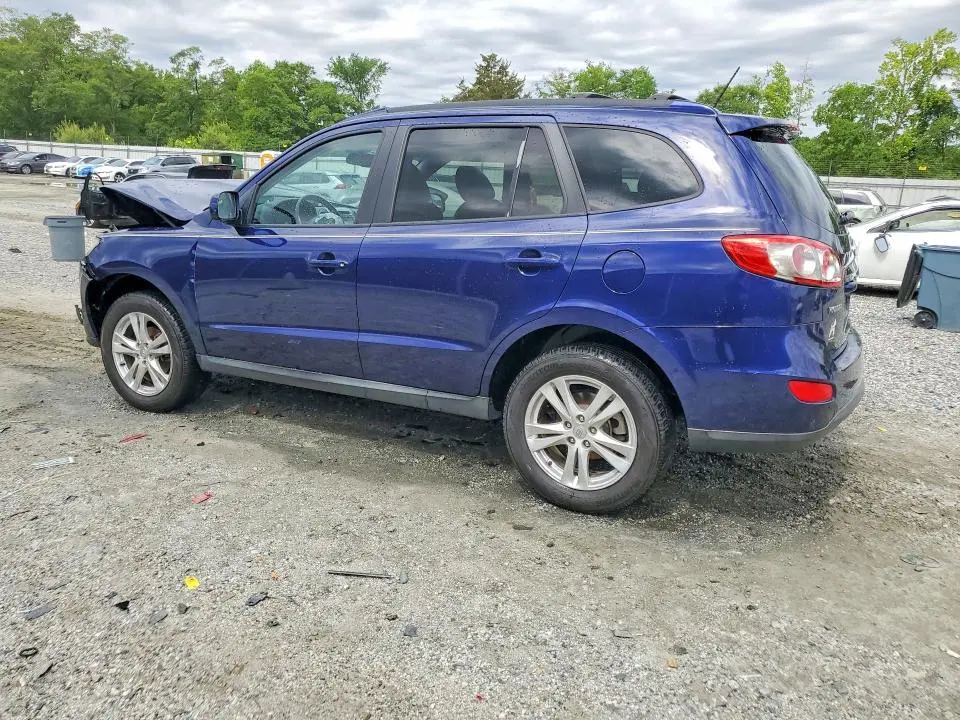 2010 HYUNDAI SANTA FE SE  