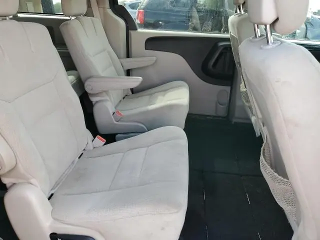 2016 DODGE GRAND CARAVAN SE  