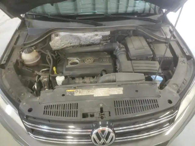 2013 VOLKSWAGEN TIGUAN S