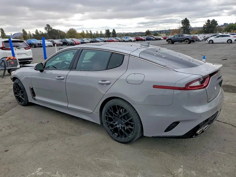 2021 KIA STINGER GT-LINE  