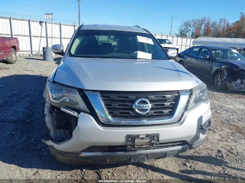 2018 NISSAN PATHFINDER SV