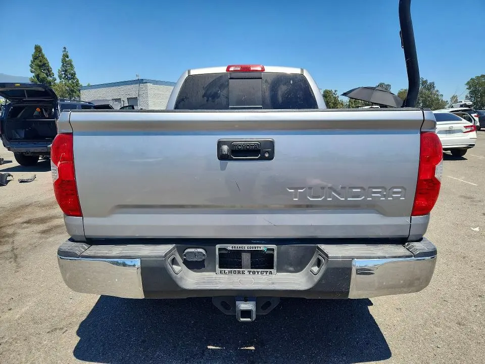 2019 TOYOTA TUNDRA SR5  