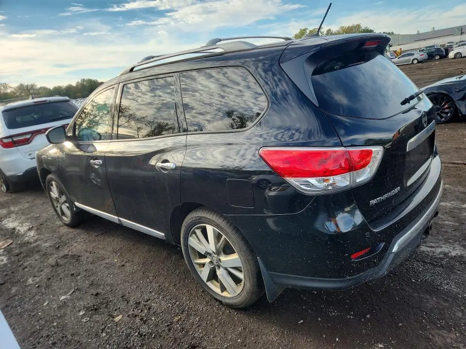 2013 NISSAN PATHFINDER S  