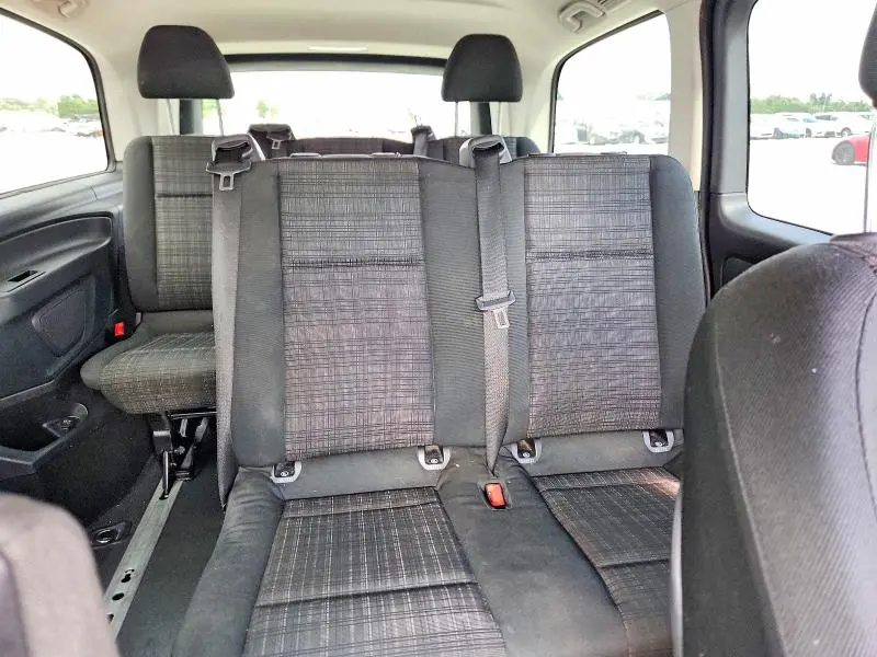 2019 MERCEDES-BENZ METRIS   