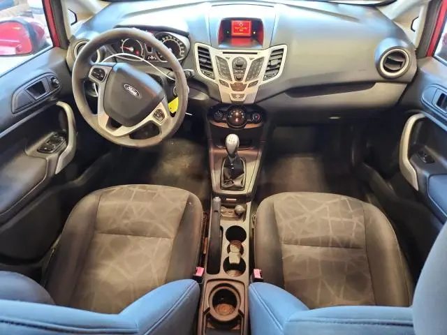 2011 FORD FIESTA SE  