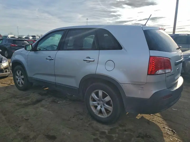 2011 KIA SORENTO BASE  