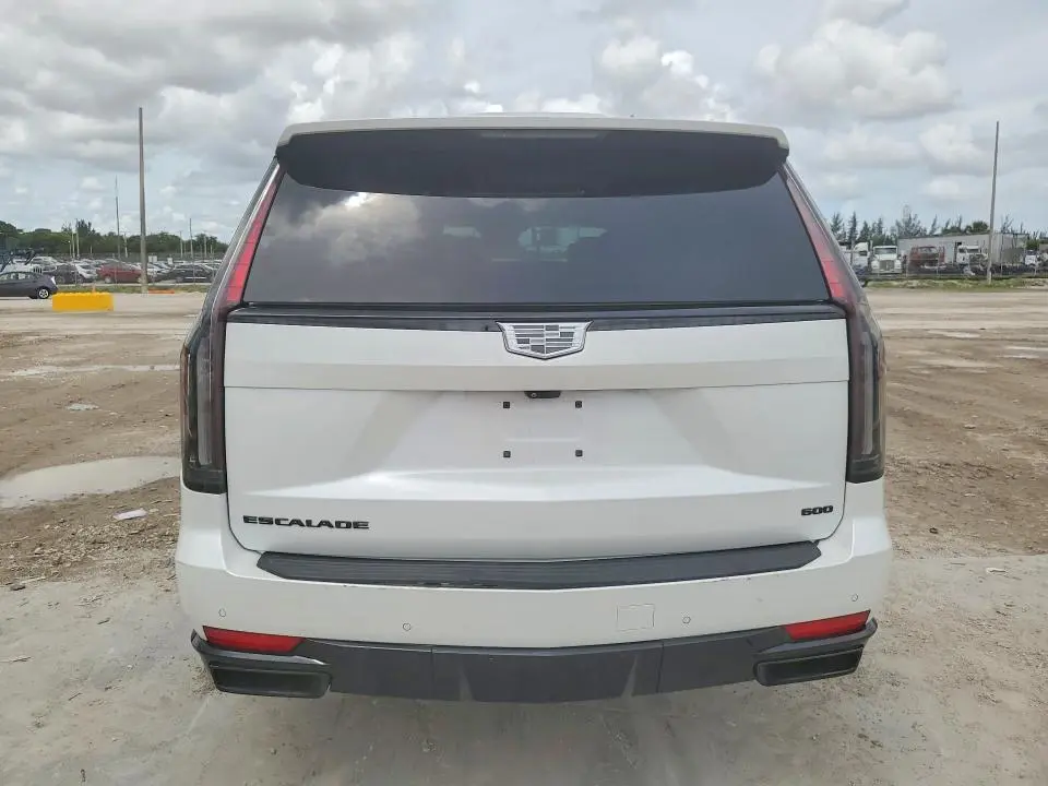 2024 CADILLAC ESCALADE SPORT  