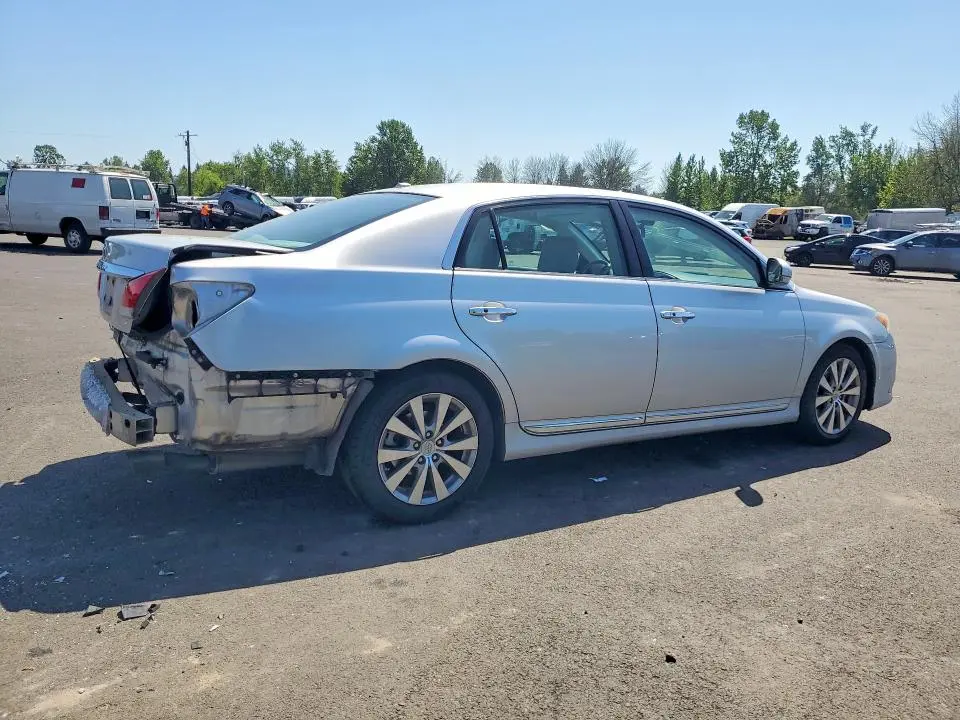 2011 TOYOTA AVALON LIMITED  