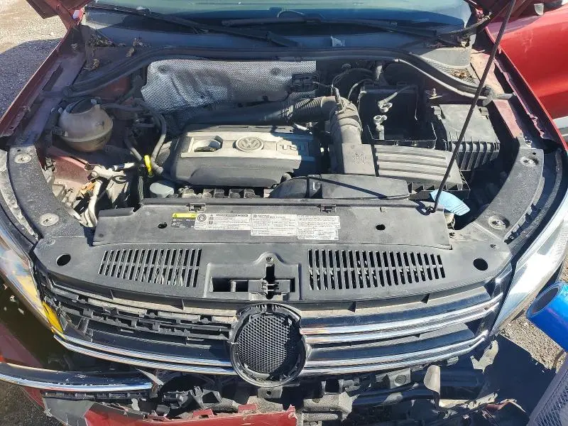 2014 VOLKSWAGEN TIGUAN S  