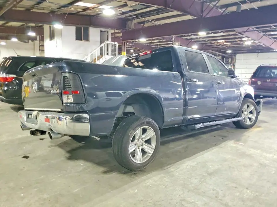 2014 RAM 1500 SLT  