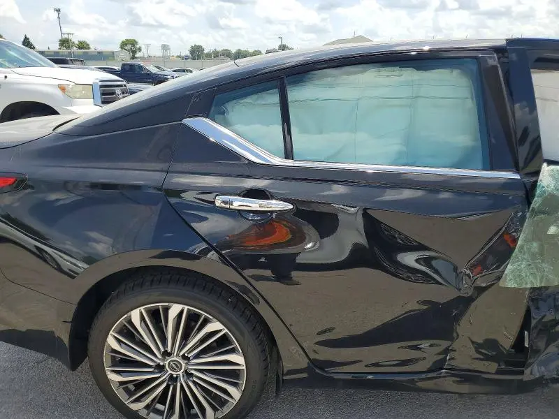 2024 NISSAN ALTIMA SL  
