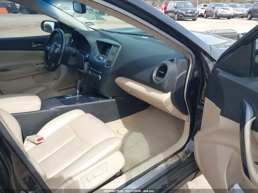 2012 NISSAN MAXIMA 3.5 SV