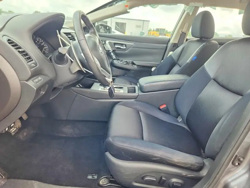 2017 NISSAN ALTIMA 2.5 SR  