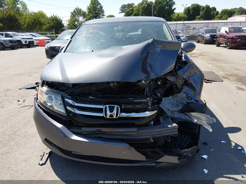 2016 HONDA ODYSSEY SE