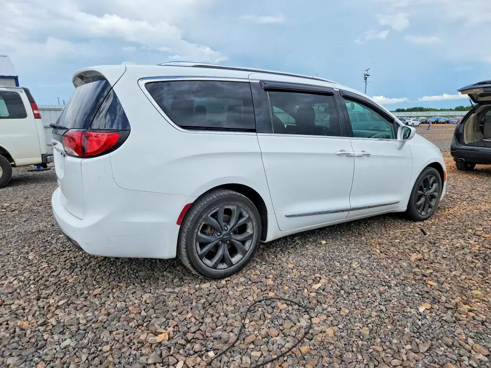 2018 CHRYSLER PACIFICA TOURING L  
