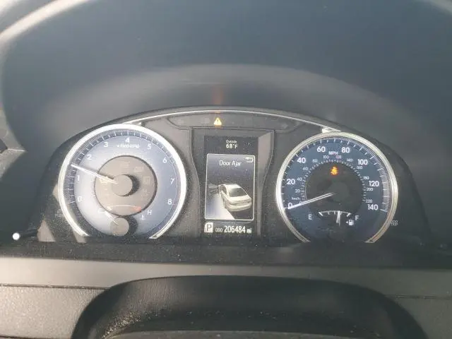 2016 TOYOTA CAMRY LE  