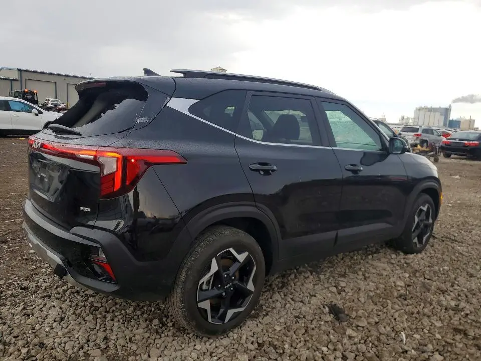 2024 KIA SELTOS EX  