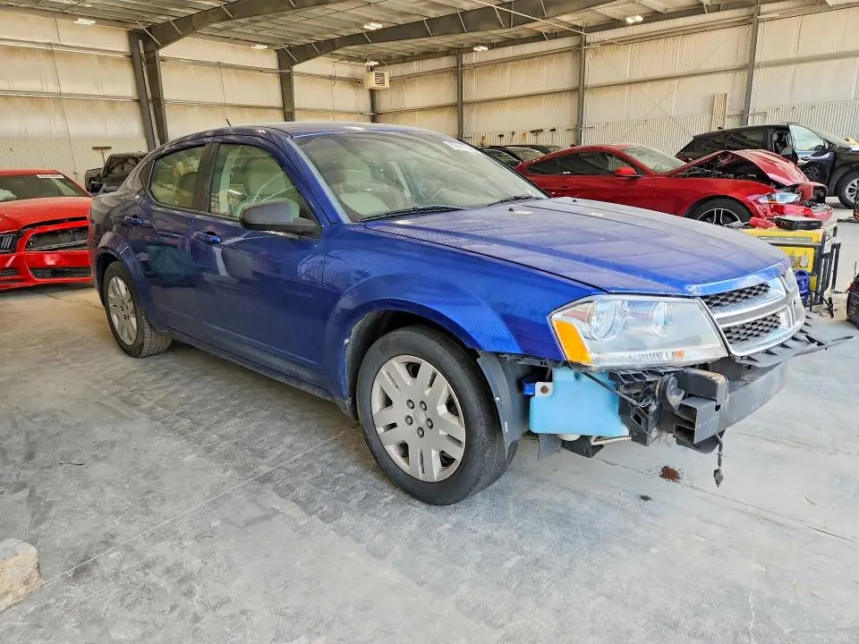 2013 DODGE AVENGER SE  
