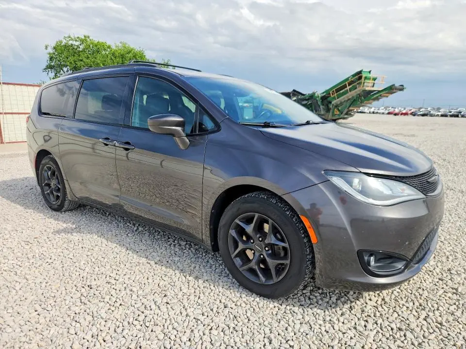 2018 CHRYSLER PACIFICA TOURING L PLUS  