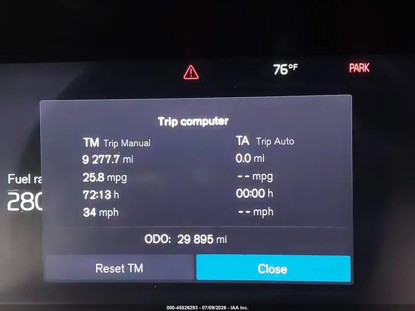 2024 VOLVO XC40 B5 ULTIMATE BRIGHT THEME