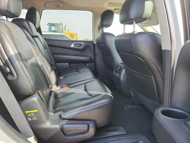 2015 NISSAN PATHFINDER SL  