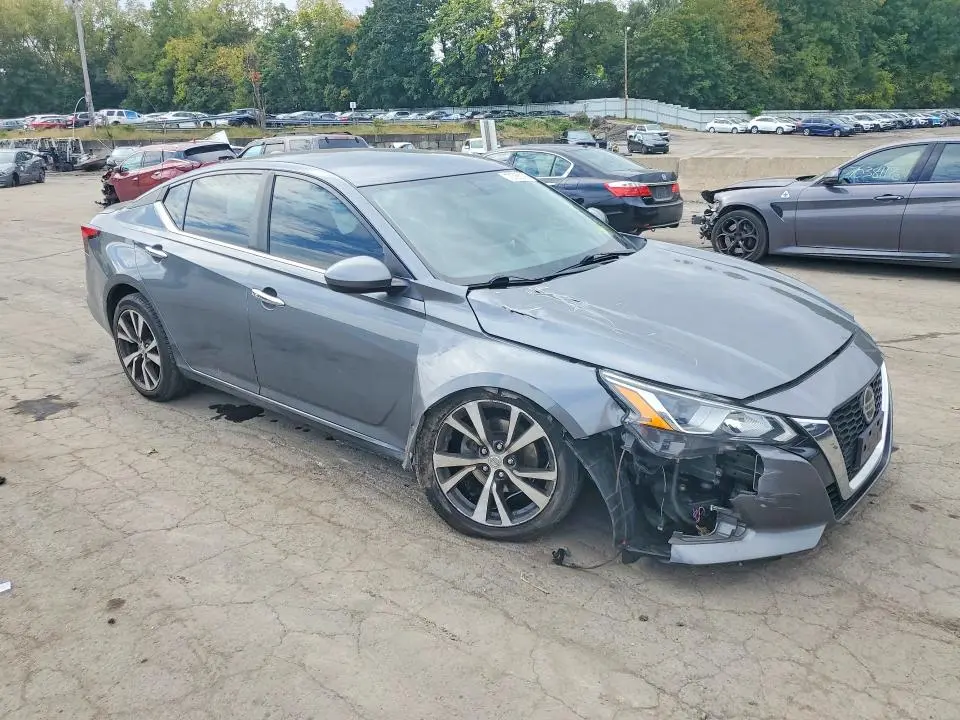 2019 NISSAN ALTIMA S  