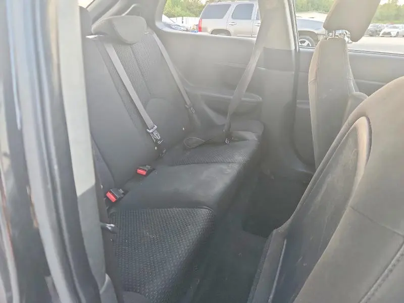 2011 HYUNDAI ACCENT GS  