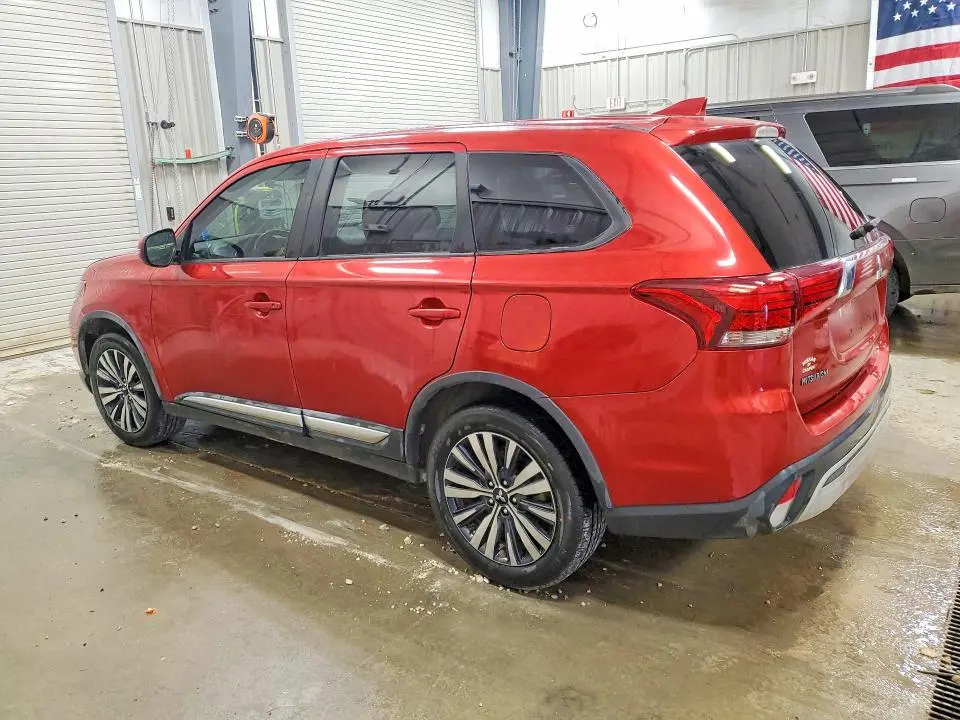 2019 MITSUBISHI OUTLANDER   