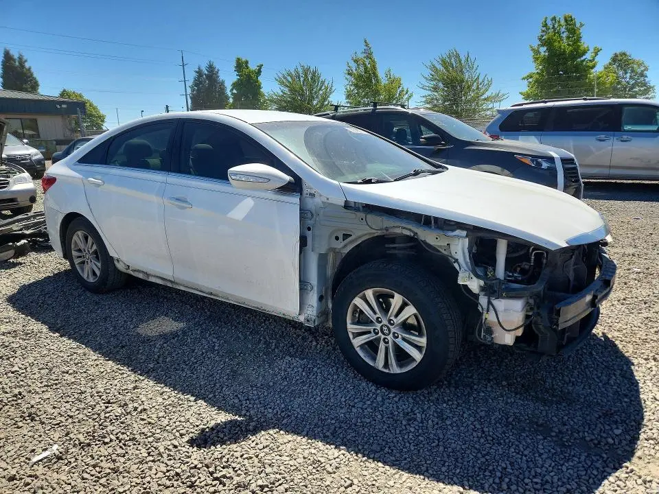 2014 HYUNDAI SONATA GLS  