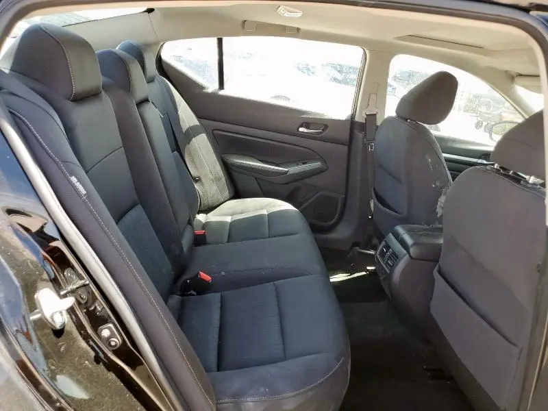 2019 NISSAN ALTIMA SV  