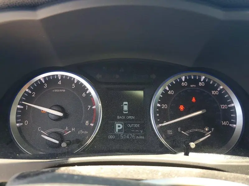 2016 TOYOTA HIGHLANDER LE  