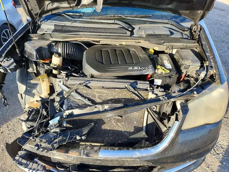 2012 CHRYSLER TOWN & COUNTRY TOURING  