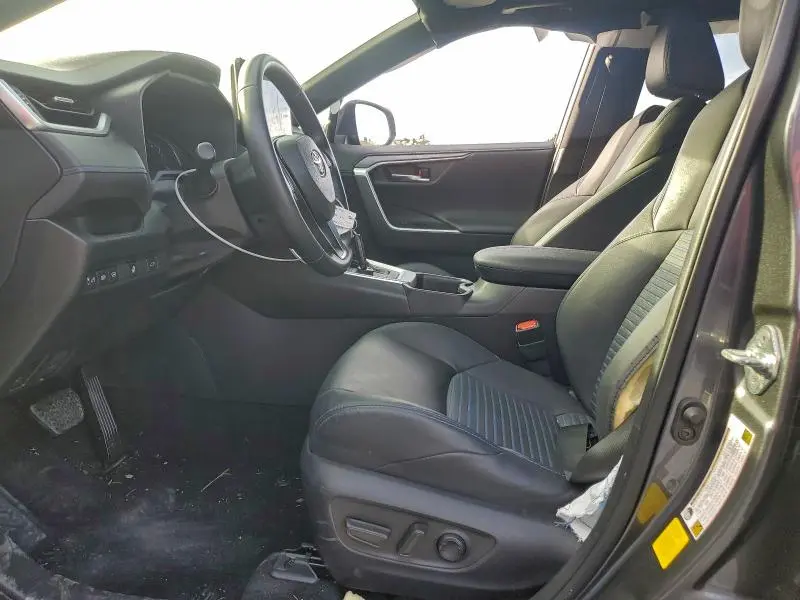 2023 TOYOTA RAV4 XSE  