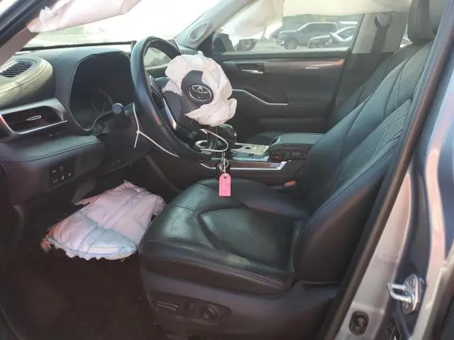 2021 TOYOTA HIGHLANDER PLATINUM  