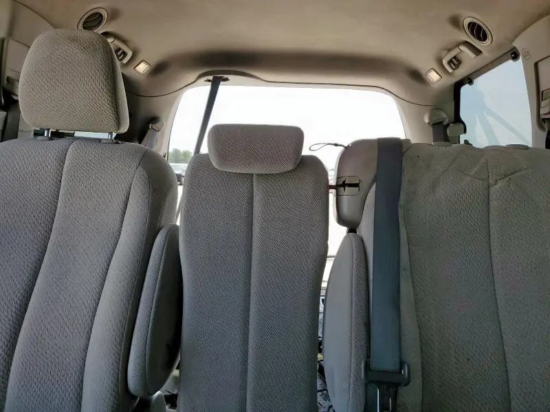 2012 TOYOTA SIENNA LE  