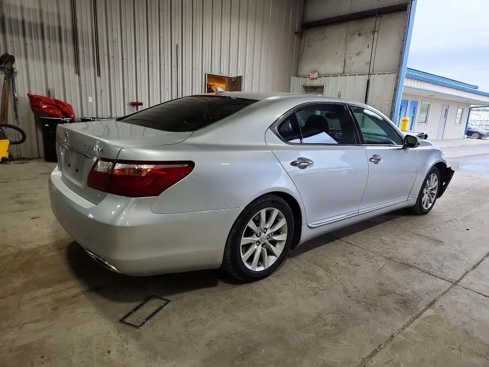 2011 LEXUS LS 460L  