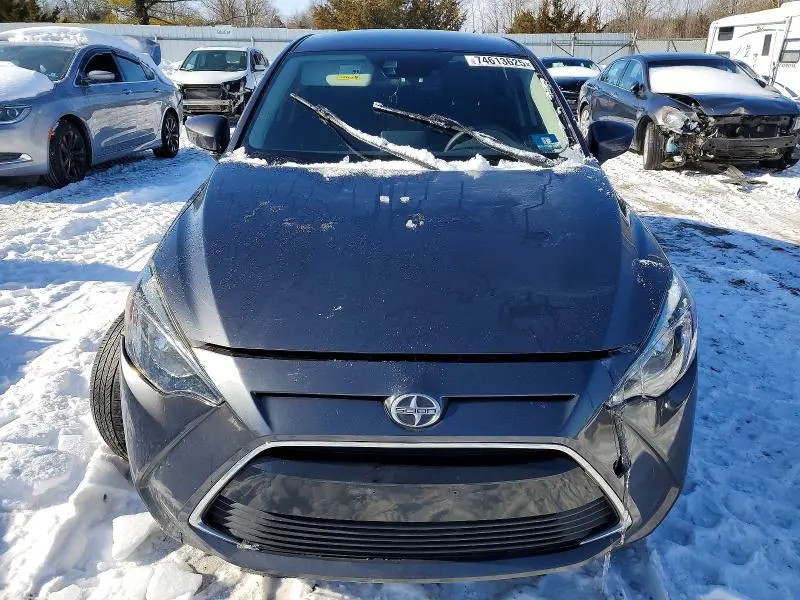 2016 TOYOTA SCION IA   