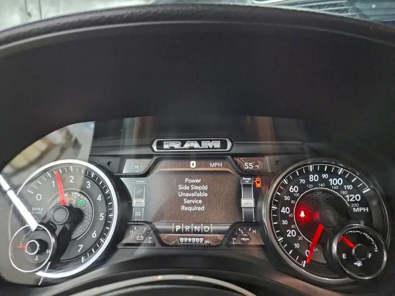 2019 RAM 1500 LARAMIE  