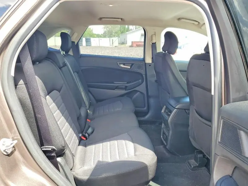 2019 FORD EDGE SE  